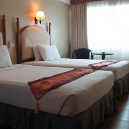 Silam Dynasty Hotel Lahad Datu Exteriör bild